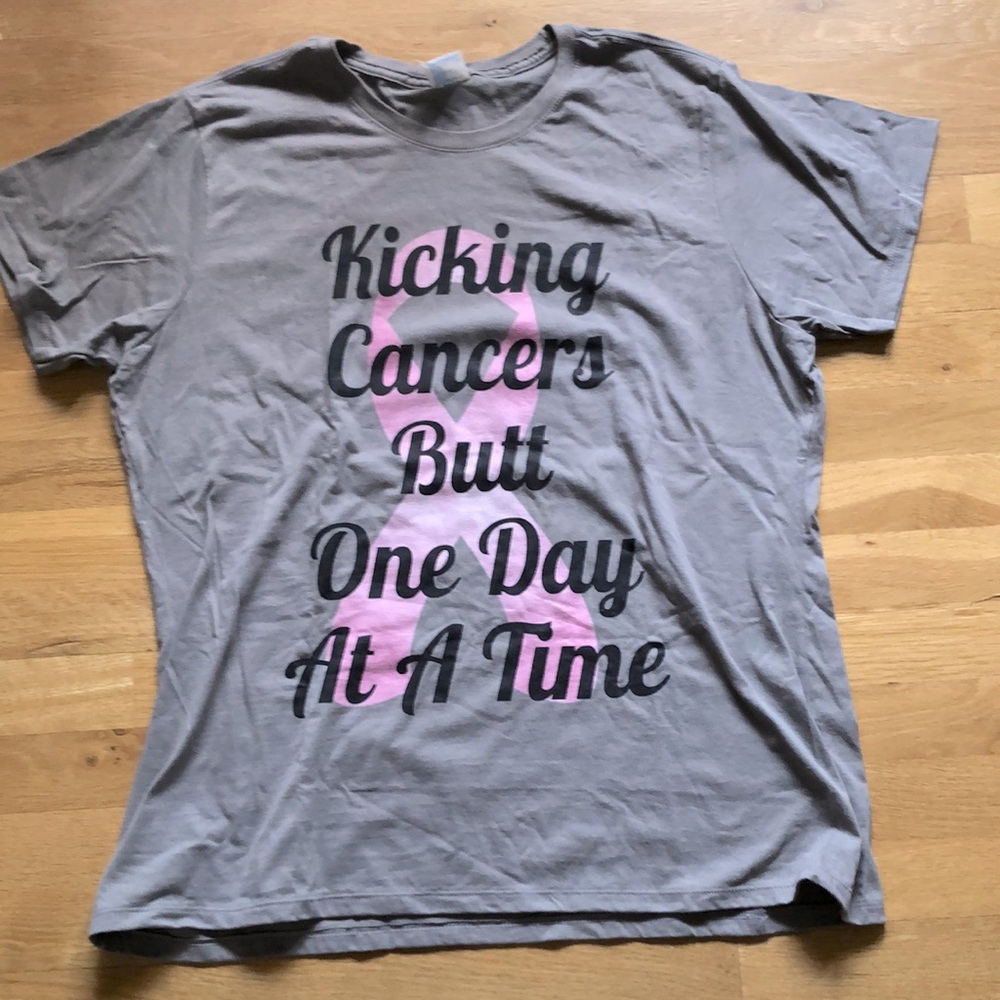 Kicking Cancers Butt One Day at a Time T-Shirt NEW XXL